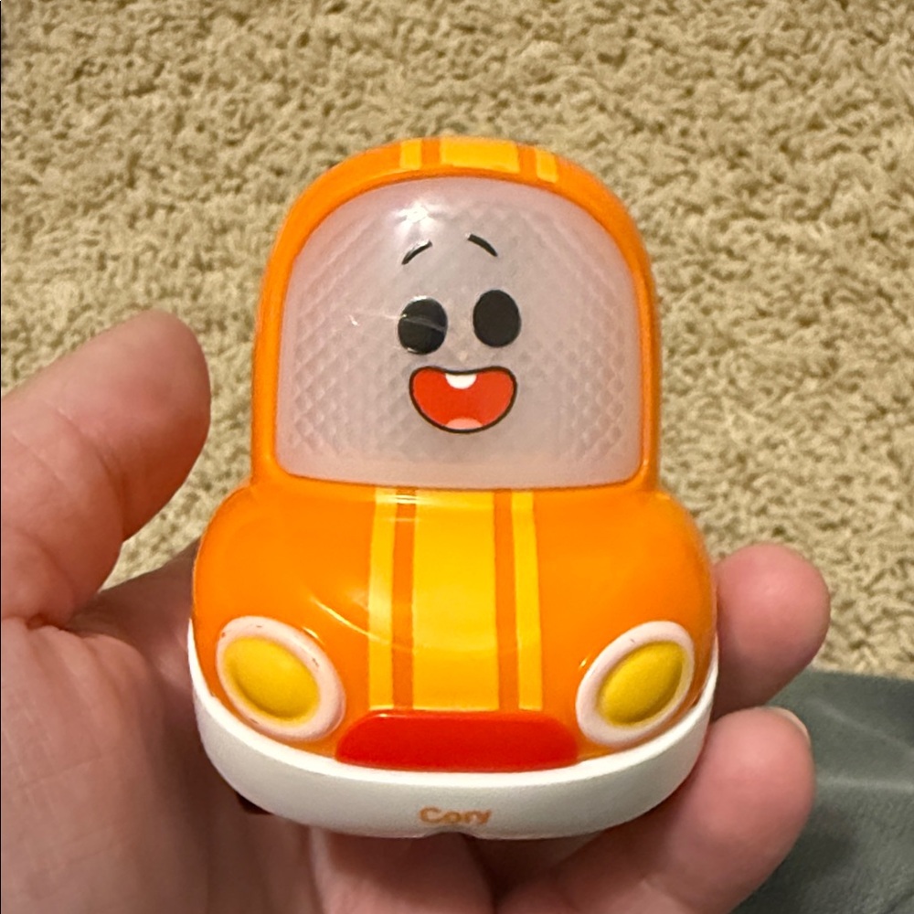 Medium size Cory Carson car